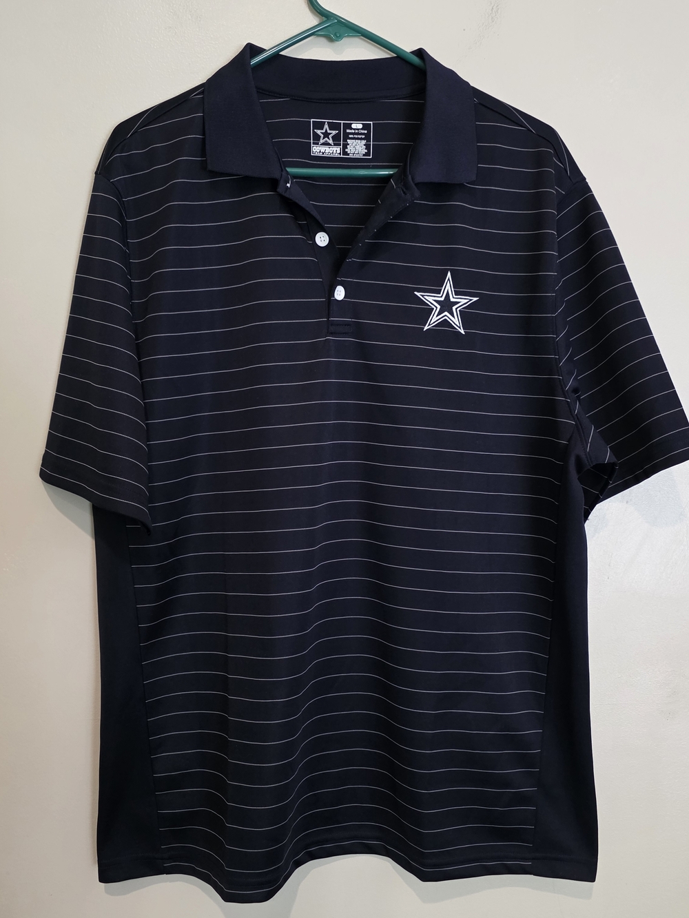 Men’s Dallas Cowboys Navy Polo with White Pinstripes White Star Logo Large